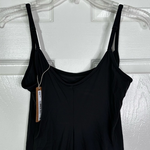 NWT Skims Fits Everybody Slip Dress in Onyx Women’s Sz M - Picture 5 of 9